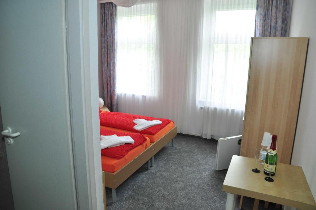 Pension Leipzig Georgplatz Quarto foto